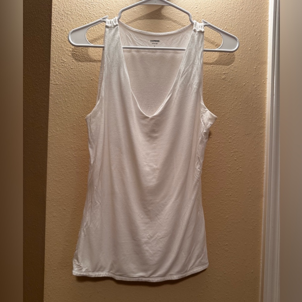 Women’s Express White Tank Top